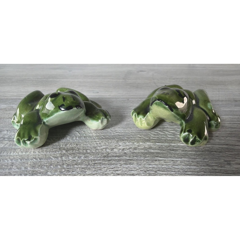 Vintage Glazed Anatomically Correct Ceramic Frogs Naughty Male And Female 2.5" - Picture 5 of 10